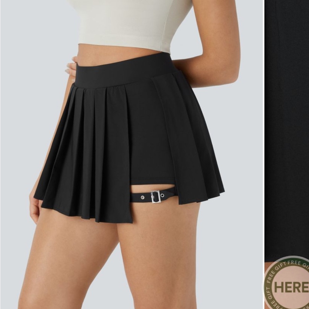 HALARA Black Pleated Skirt